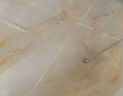 东城瓷砖空鼓维修公司分享粘合剂选择不当在瓷砖铺贴过程中可能导致以下问题